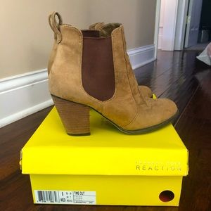 KENNETH COLE REACTION BOOTIE
